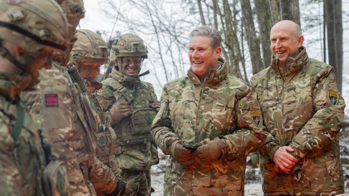 Immagine di Il leader del Labour Starmer va al confine con la Russia a parlare di vittoria in Ucraina