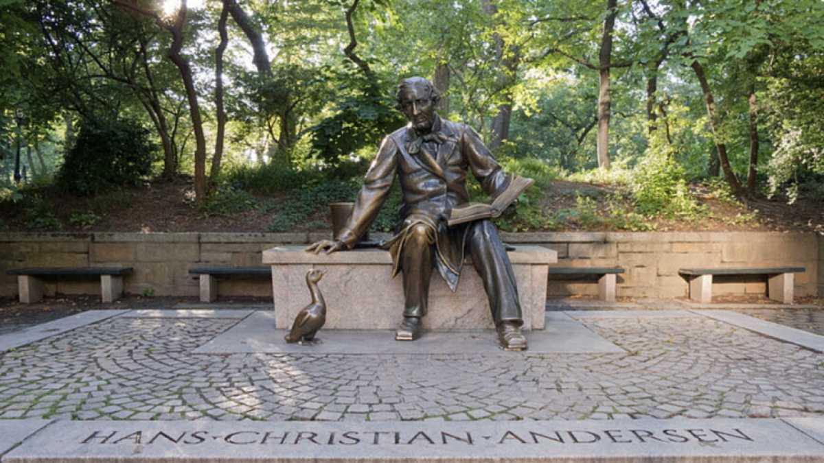 Immagine di La storia di Hans Christian Andersen, che alla vita preferiva l’infanzia
