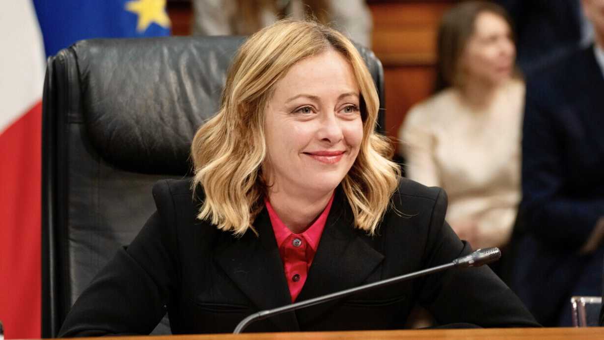 Immagine di Candidarsi o non candidarsi? I motivi del dilemma di Meloni, Schlein e Salvini