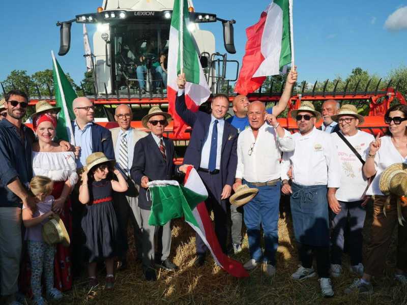 &nbsp;Foto dal profilo Facebook del ministro Lollobrigida