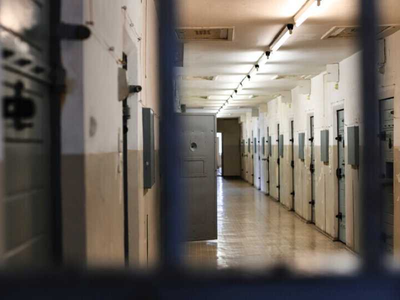 Record di suicidi in carcere, ma il governo latita. Le preoccupazioni di Mattarella