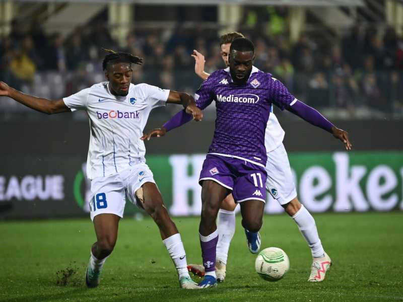 Jonathan Ikon&eacute; della Fiorentina (foto LaPresse)