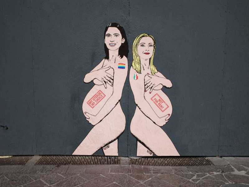 Un murales di Giorgia Meloni ed Elly Schlein - foto Ansa