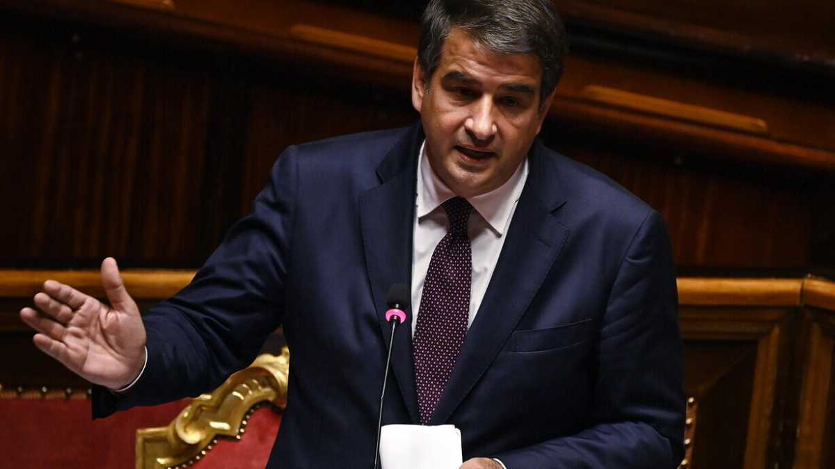 Immagine di Fitto: "Il governo non ha definanziato il Pnrr. La revisione è stata fondamentale"