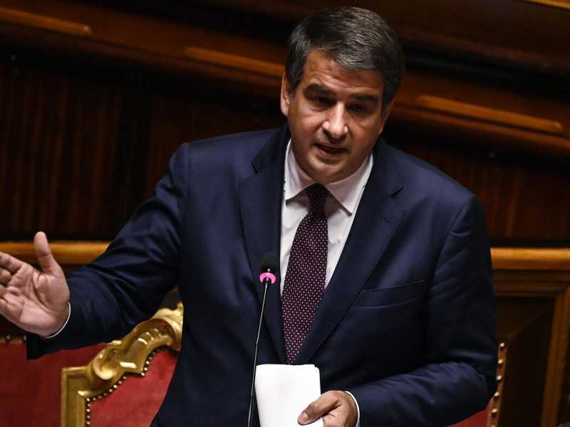 Il ministro Raffaele Fitto (Ansa)