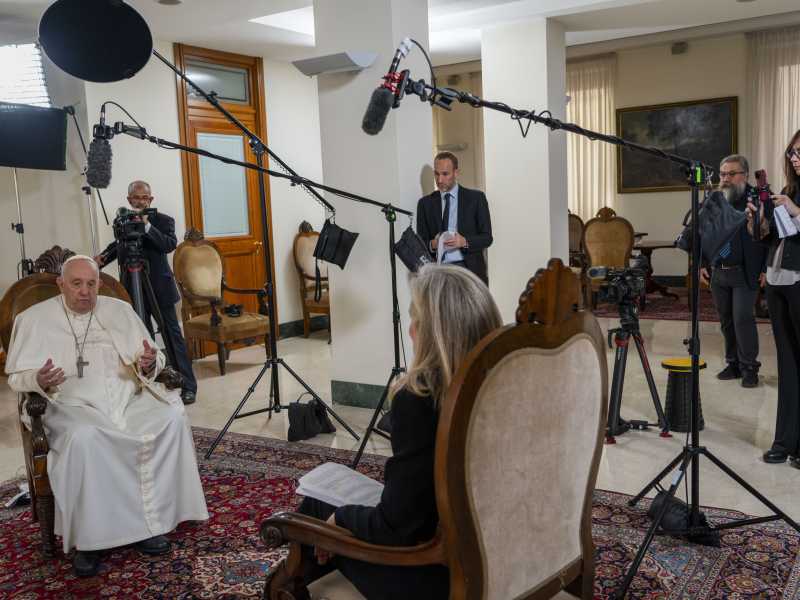 Il Papa media friendly