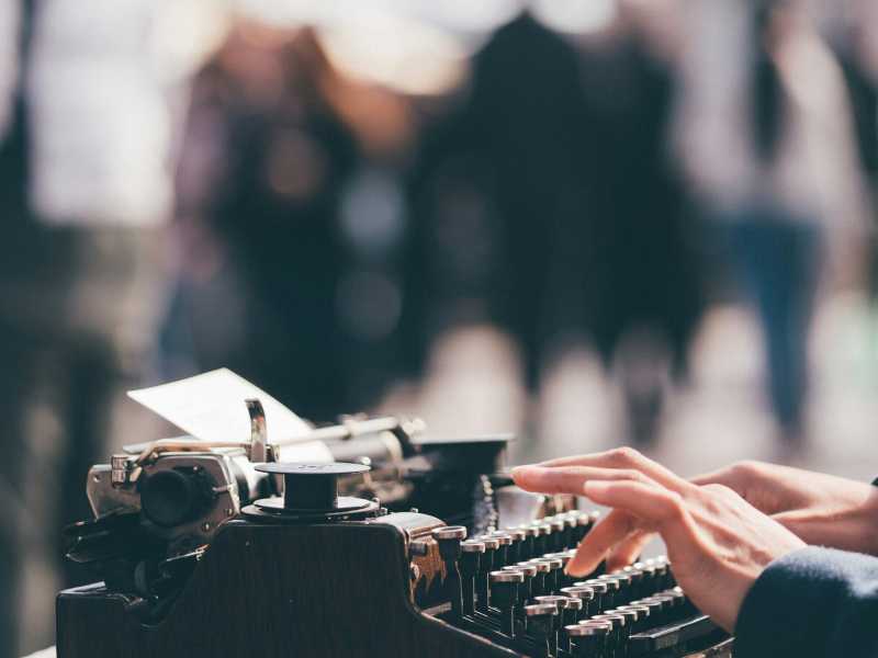 (foto di Thom Milkovic su Unsplash)<br />