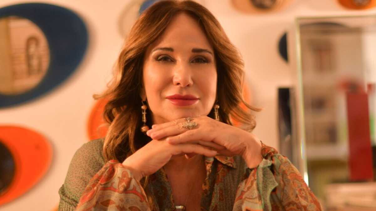 Immagine di Beatifichiamo Chiara Dynys, artista pratica