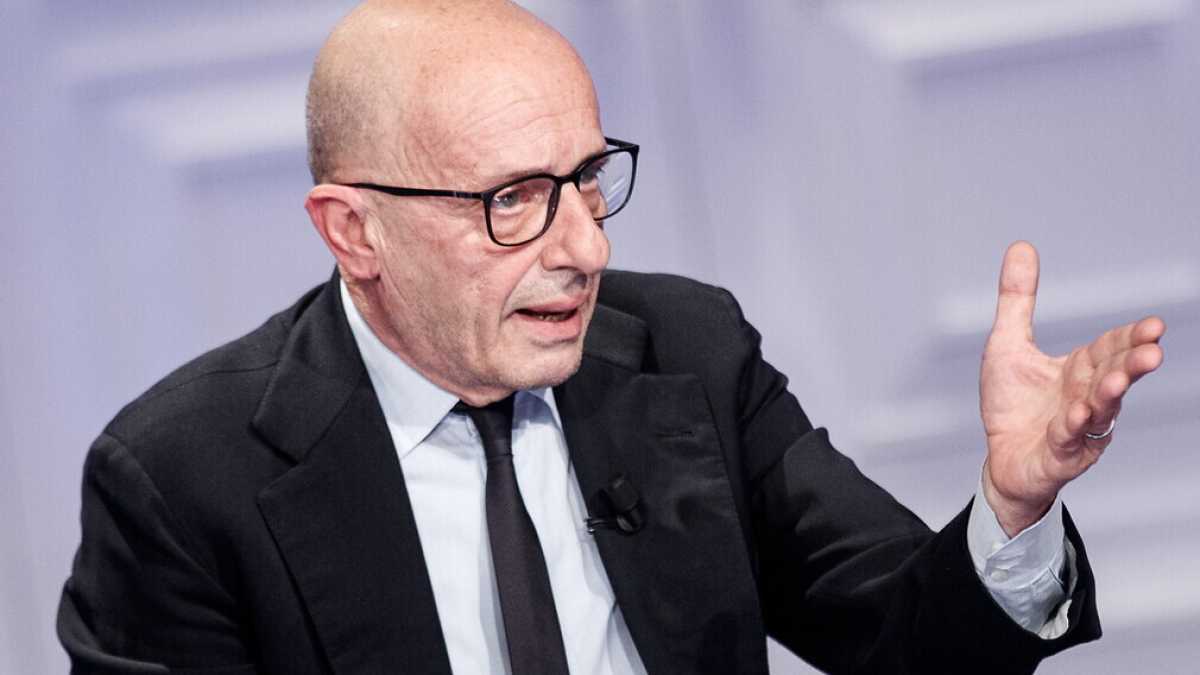 Immagine di Sallusti: “Berlusconi ci chiese di pubblicare le scuse a Fini. Ma era una sceneggiata. Non ci fu macchina del fango”