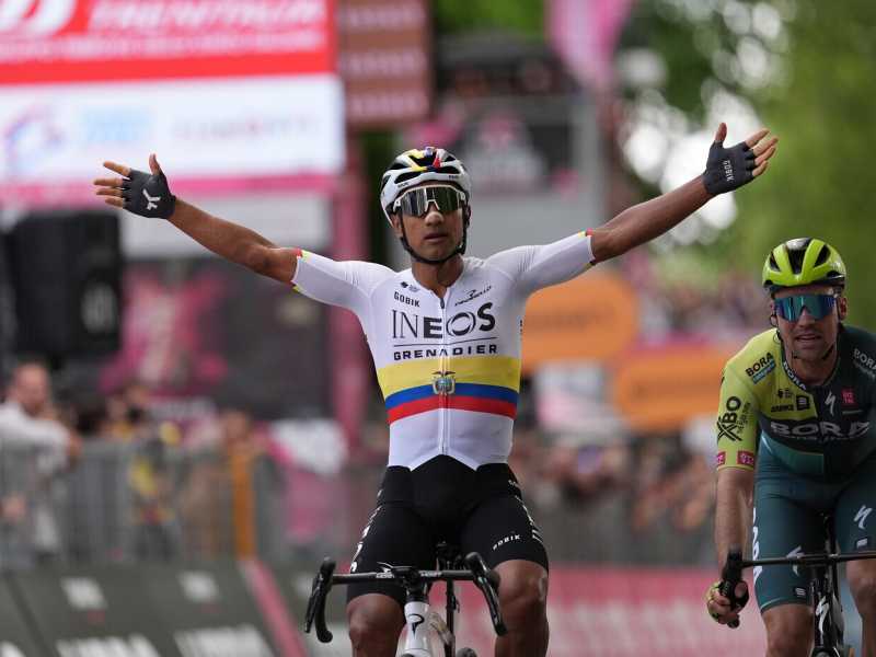 Jhonatan Narv&aacute;ez ha vinto la prima tappa del Giro d'Italia 2024 (foto LaPresse)&nbsp;<br />