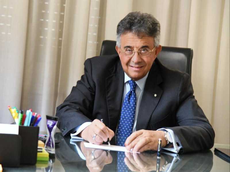 Rai playa. Ritratto del "lampadato" Roberto Sergio, futuro ad dopo Fuortes
