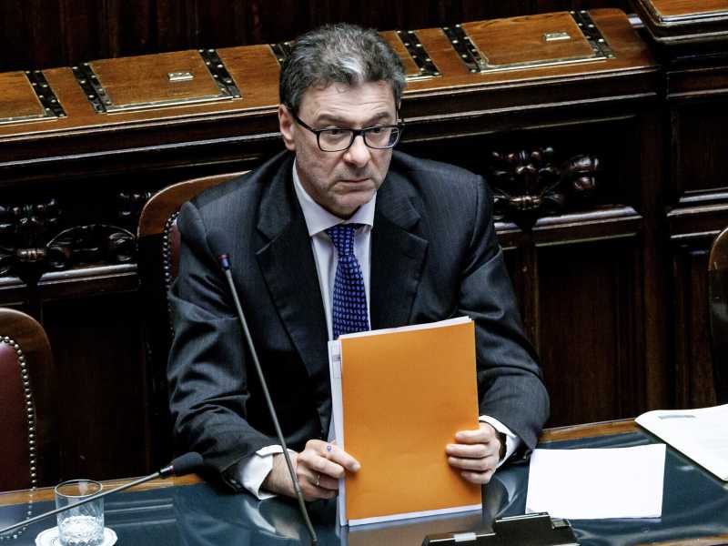Rischio Italia. Nel 2028 il debito pubblico sarà il più alto d’Europa