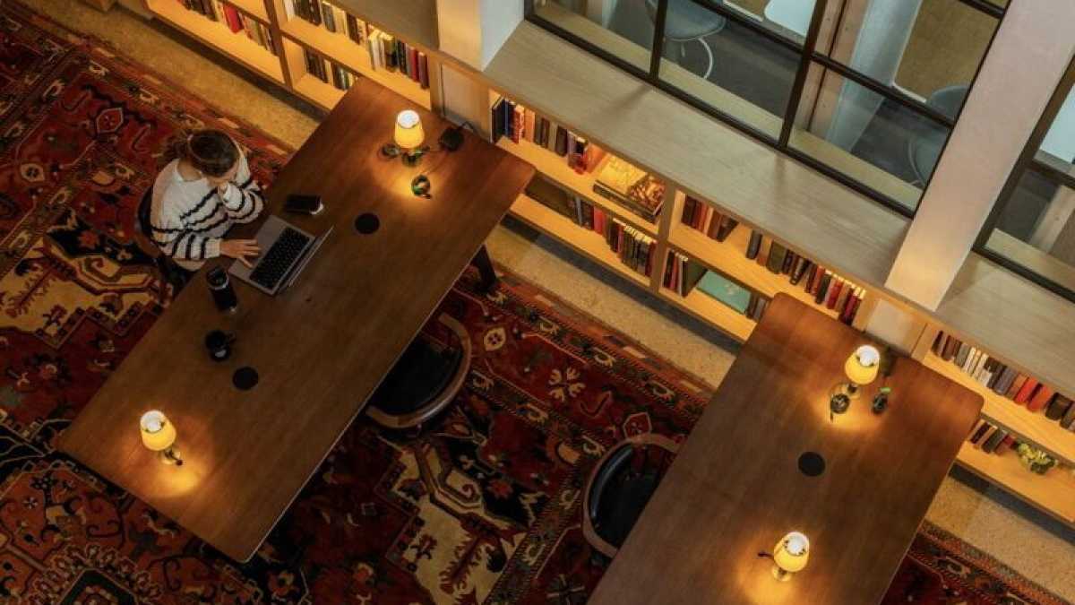 Immagine di L’ultima biblioteca dell’umanità, nel quartier generale di OpenAI a San Francisco