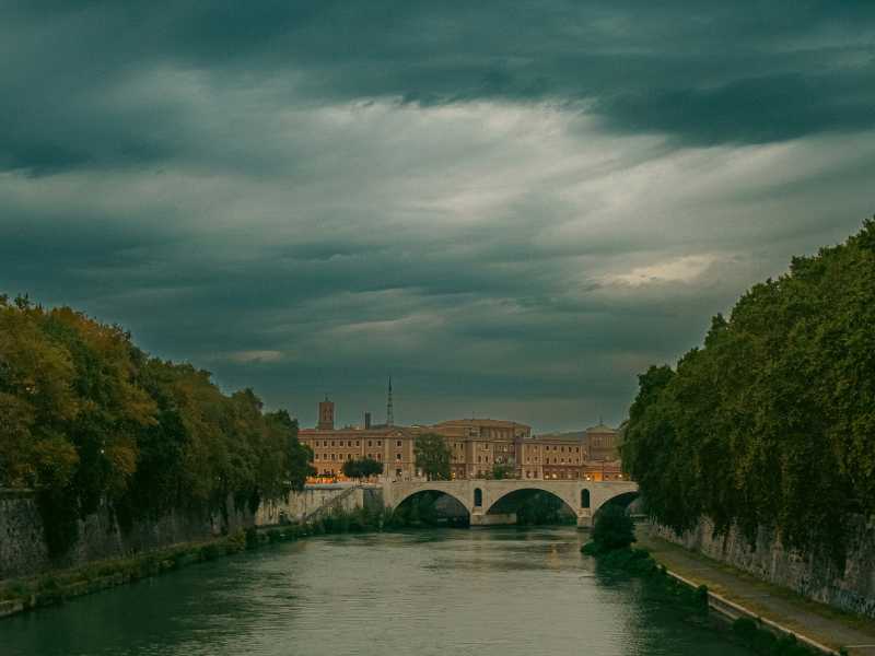 Il Tevere (foto Mariano Alvarez / Unsplash)&nbsp;<br />