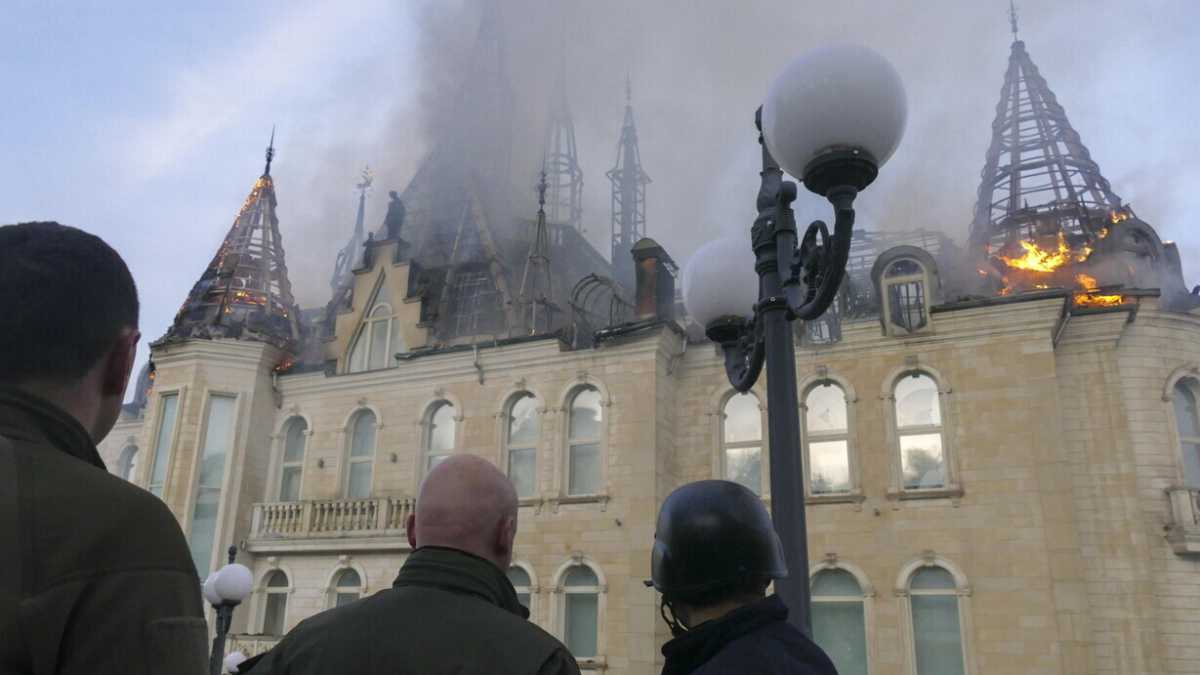 Immagine di Tra i giardini fioriti di Odessa non c’è quasi traccia di ragazzi e giovani uomini