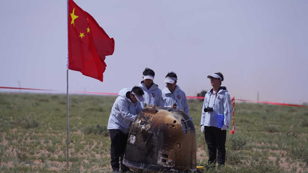 Immagine di La Chang’e 6 torna sulla Terra. Ma la Cina vorrà condividere i suoi campioni?