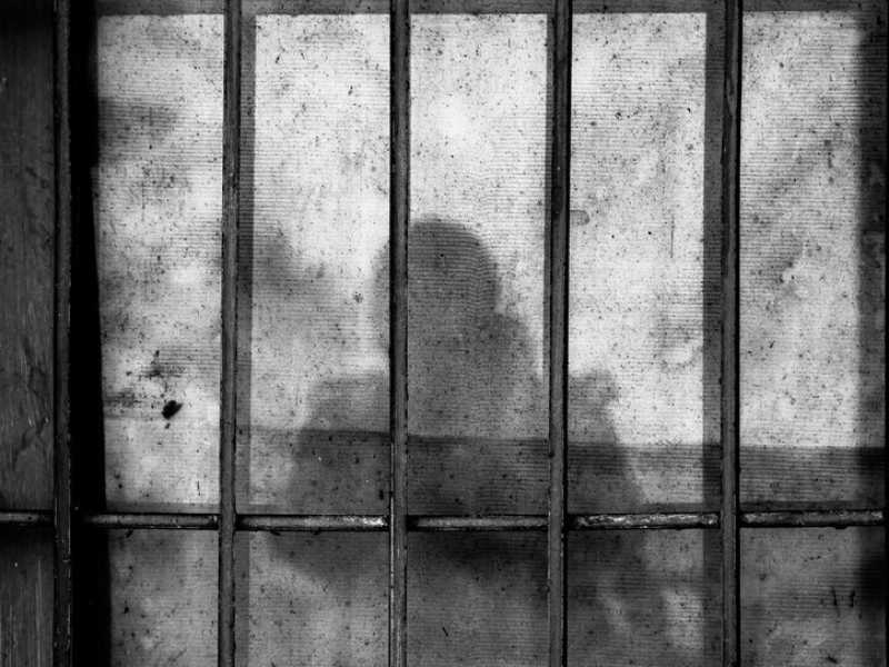 Nove giorni in carcere per un reato commesso 18 anni fa. Un caso di pazza giustizia italiana