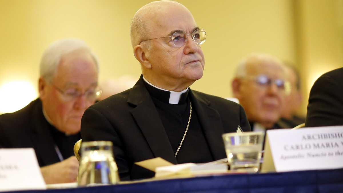 Immagine di Con il processo, mons. Viganò è uscito dall'ombra