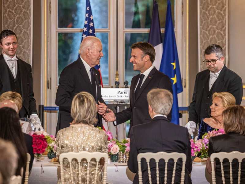 &nbsp;Joe Biden e Emmanuel Macron - foto Ansa