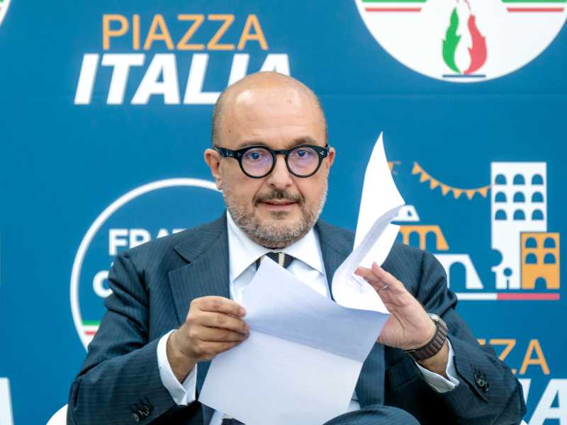 Sangiuliano western: rinomina tutti di direttori generali del ministero. Potere assoluto