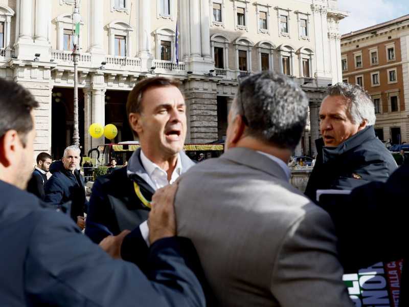 Palazzo Chigi, Prandini (Coldiretti) aggredisce Della Vedova di +Europa (LaPresse)&nbsp;<br />