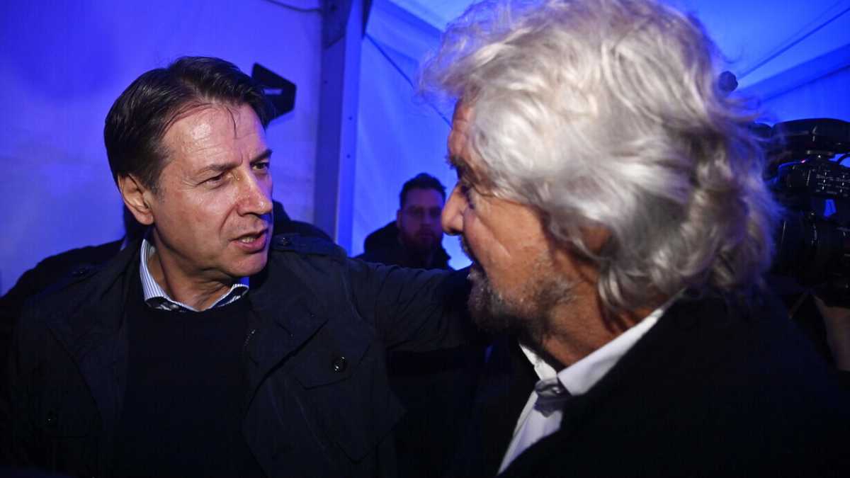 Immagine di Il comico duello tra Conte e Grillo