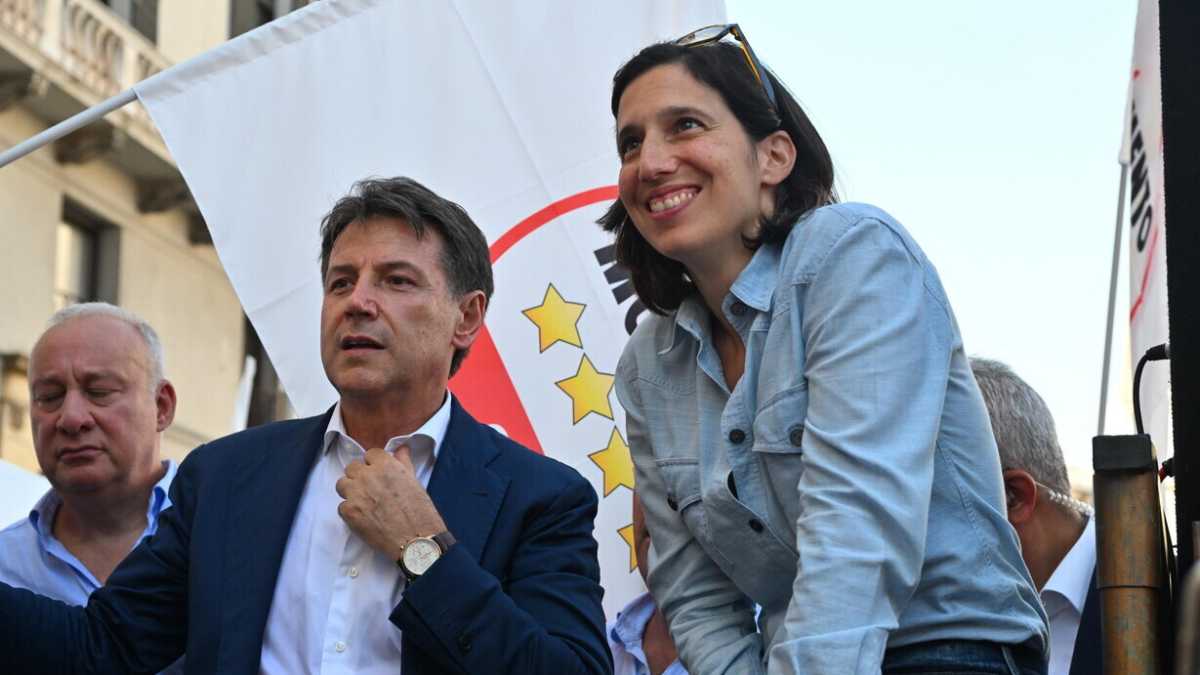 Immagine di Il Campo largo dei veti: M5s e Avs ribadiscono il no a Renzi