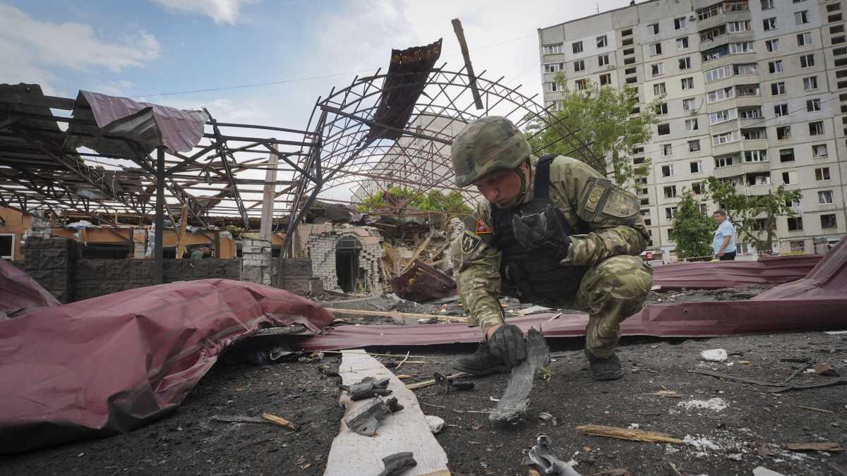 Immagine di Novecento giorni di resistenza di Kyiv per noi