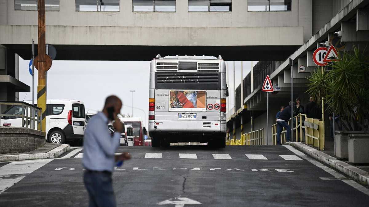 Immagine di A Roma un incentivo in denaro per gli autisti dei bus che si presentano al lavoro. Geniale!