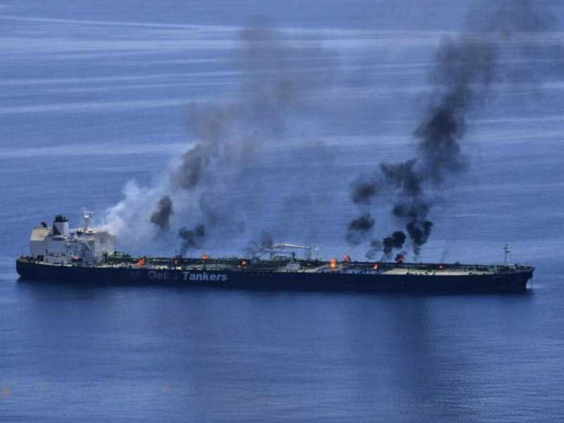 &nbsp;La petroliera Sounion nel Mar Rosso - foto Ansa