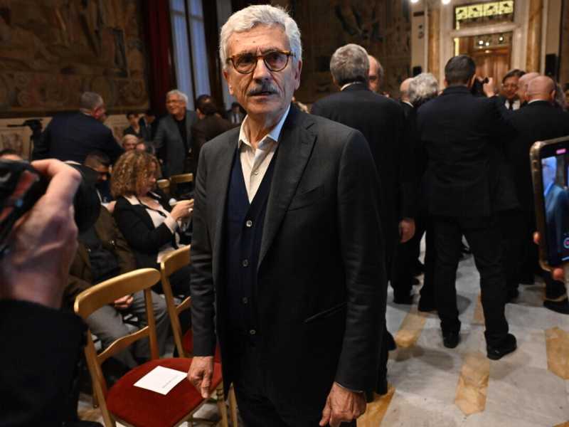  Foto Ansa