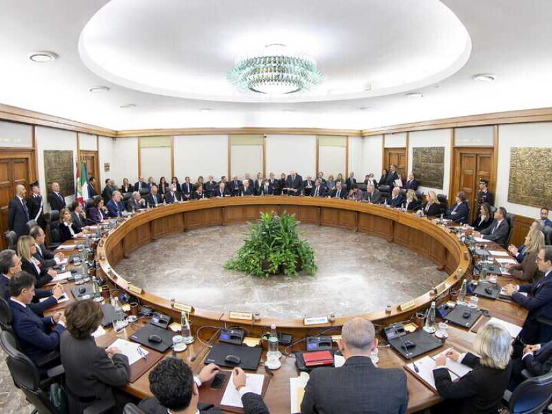 Lo scandalo Natoli al Csm e la deriva tafazziana del centrodestra