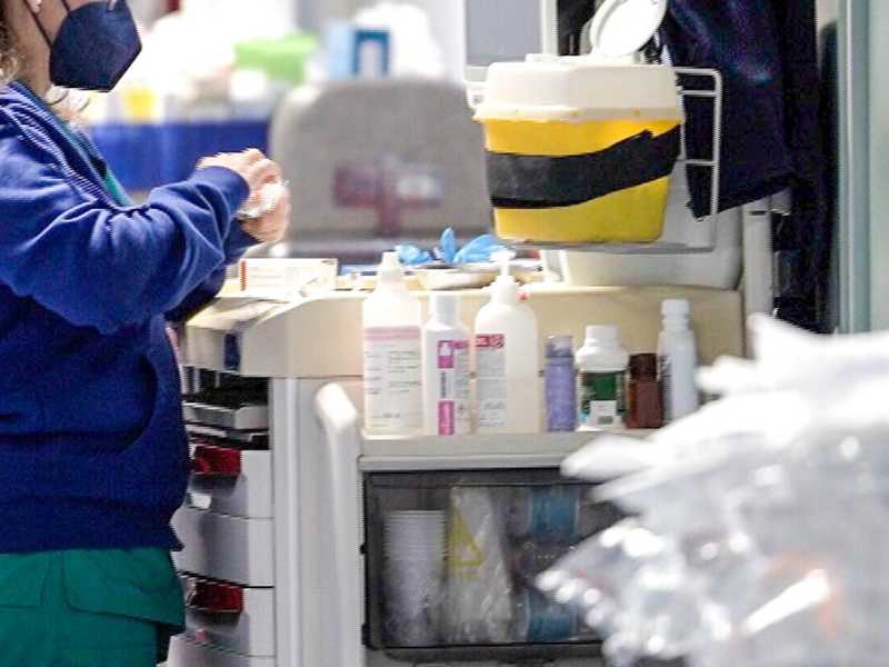 &nbsp;Medici infermieri - foto Ansa