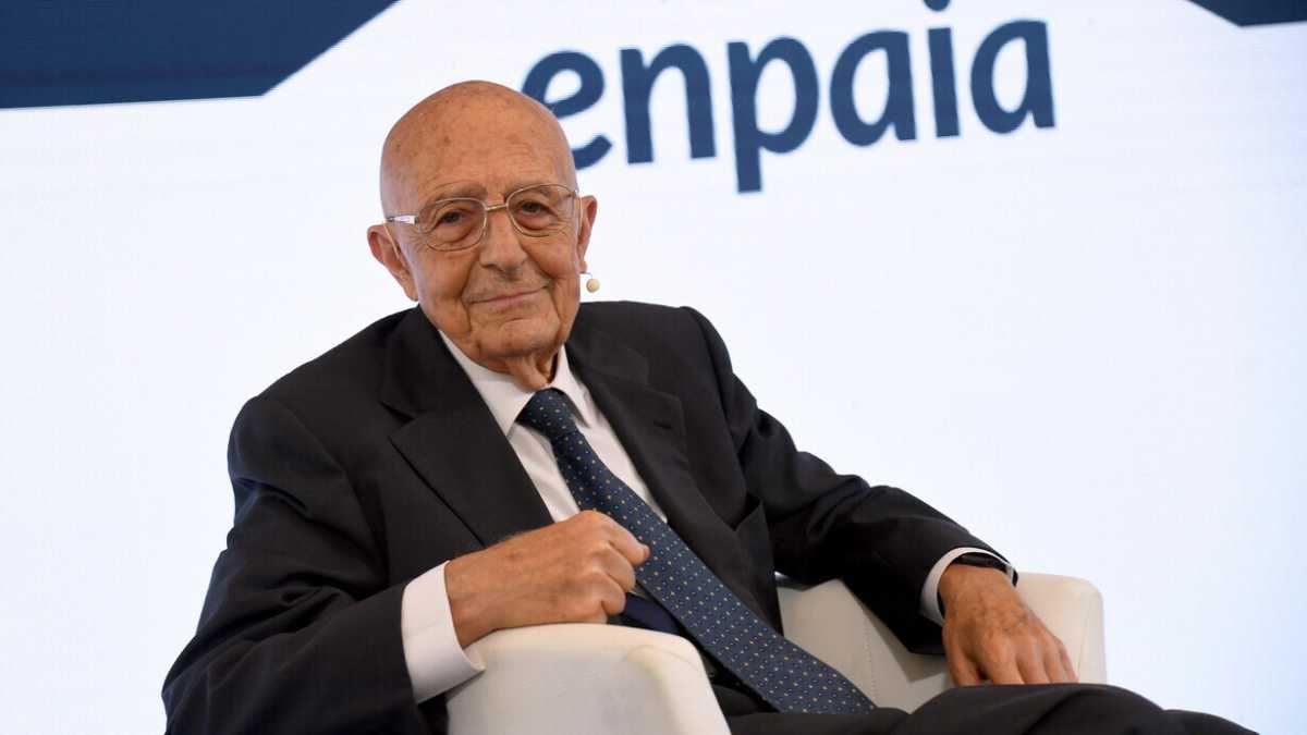 Immagine di Autobiografia intellettuale, e altro, di Cassese, “giurista involontario” e globale