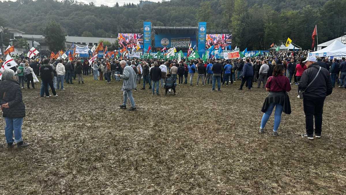 Immagine di Triste Pontida. Gente poca, Vannacci superstar. Orban: “Salvini eroe. Bruxelles va occupata, presa”