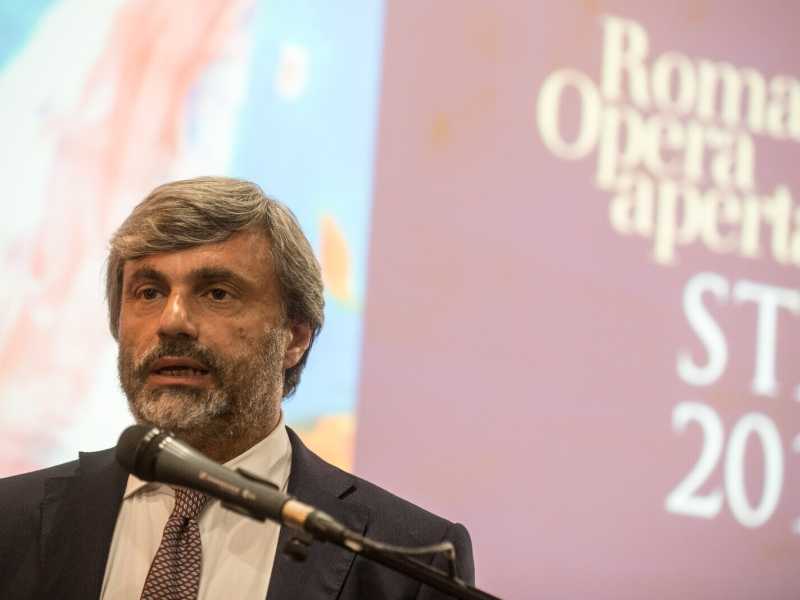 Rimpasto al Comune di Roma: torna Ruberti dopo il video choc. Cambiano due assessori