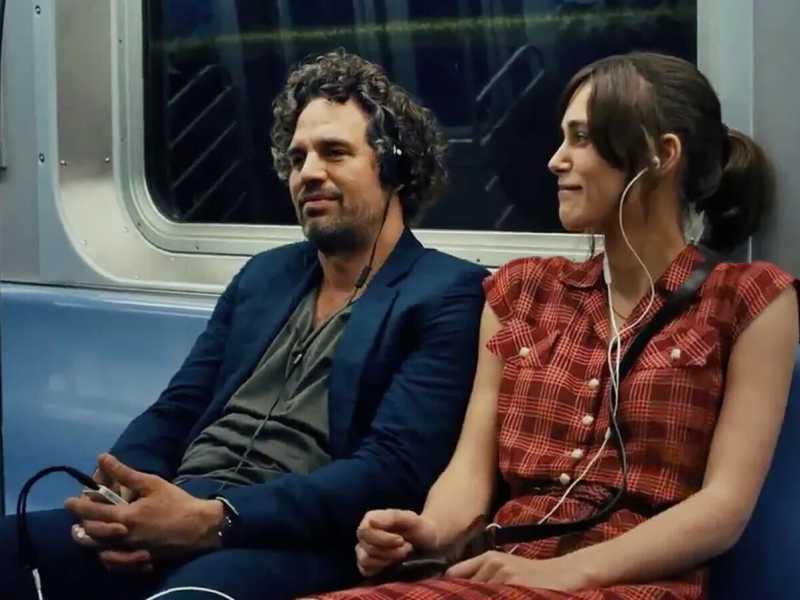 <div>Keira Knightley e Mark Ruffalo in "Tutto pu&ograve; cambiare" (Begin Again), film del 2013 scritto e diretto da John Carney</div><br />