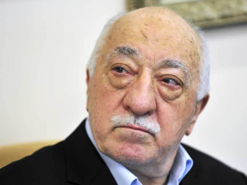 È morto Gülen, l’uomo che creò Erdogan che poi Erdogan ha epurato con i suoi seguaci