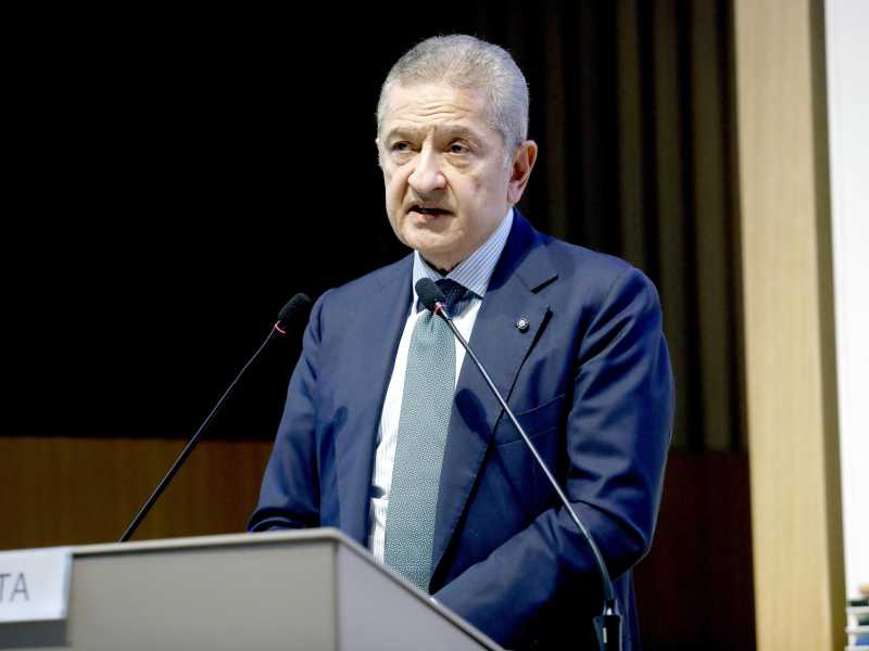 "L’Ue deve guardare avanti, ora basta politica monetaria restrittiva", dice Panetta