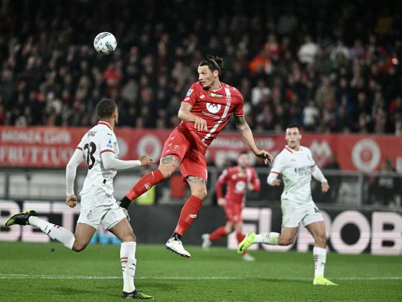 L'attaccante del Monza Milan Djuric (foto LaPresse)