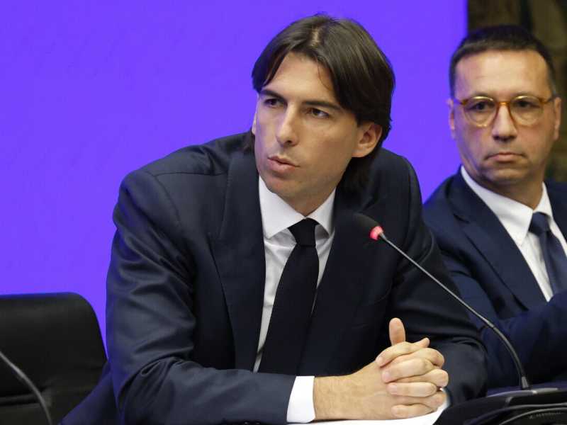 Non solo Tony Effe. Anche Onorato non piace al Pd. L’assessore ha provato a tenere il trapper fino all’ultimo
