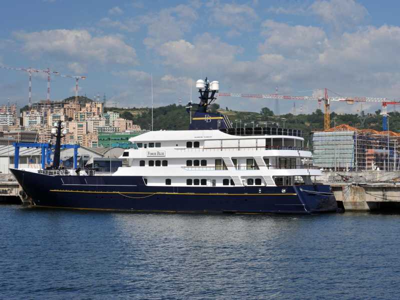 Il Force Blue, il mega yacht di Flavio Briatore, sequestrato dalla Guardia di Finanza di Genova per presunte irregolarita fiscali&nbsp;<br />