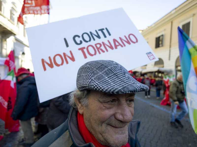 Pensionati su Marte: la politica parla di satelliti, ma pensa sempre alle pensioni