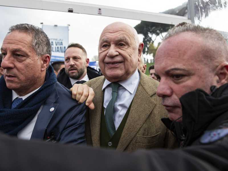  Foto Ansa