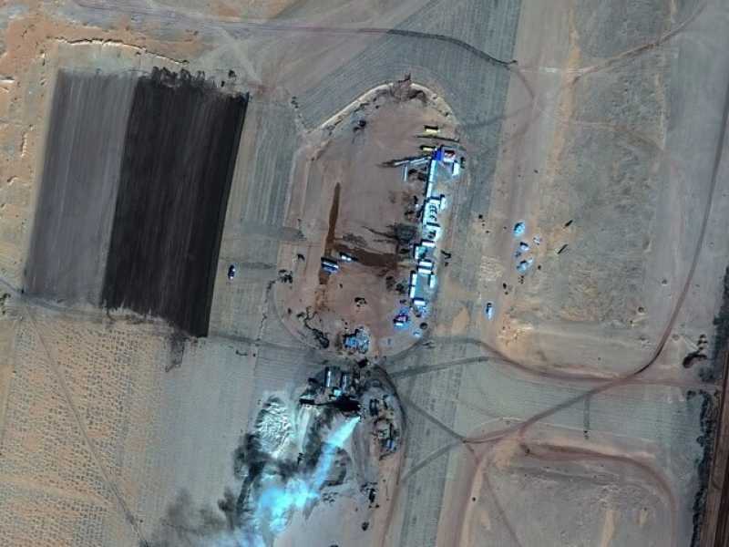 I lavori presso la base russa di Maatan as Sarra in Libia ripresi da Maxar Technologies
