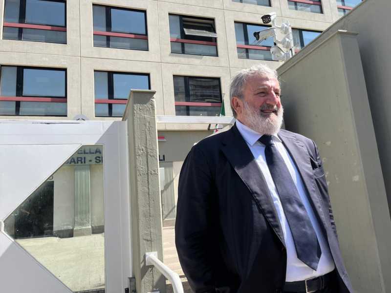 Michele Emiliano (Ansa)