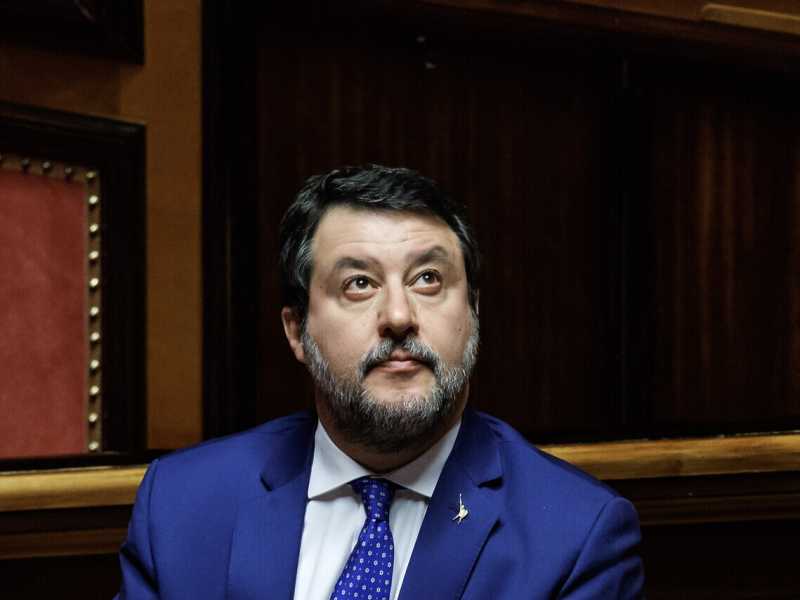 Salvini: "Trump sta facendo grandi cose. Porterà la pace, cosa che Biden e Ue non hanno fatto"