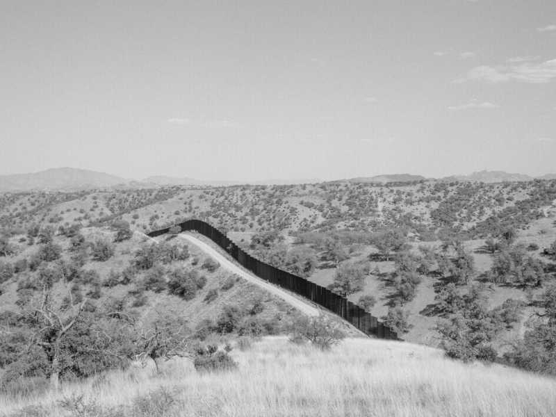 &nbsp;Nogales, Arizona, 2017. In basso, Mesa, Arizona, 2017 &copy; Francesco Anselmi<br />