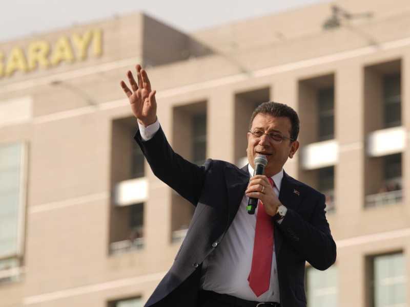 Il sindaco di Istanbul&nbsp;Ekrem Imamoglu (foto Ap, via LaPresse)