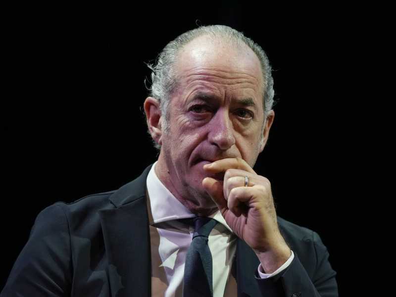 Zaia prova a tenere aperte tutte le vie: ministro, Coni, sindaco di Venezia. Ma l'obiettivo è la presidenza Eni